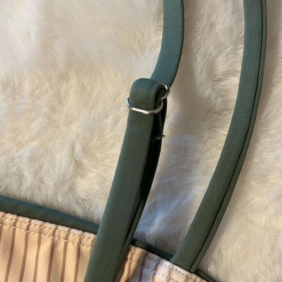 New! LOCAL THREAD Matador One Piece Swimsuit in Aloe Size Small NWT no padding - Picture 11 of 11